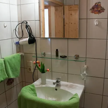 Gæstehus Almcafe Schnakenhoehe 3*
