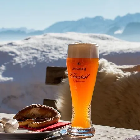 Almcafe Schnakenhoehe 3*